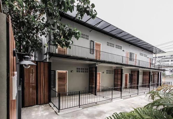Griya Harapan Indah Apartemen *